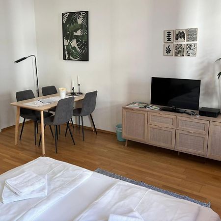 Casa Nostra - Helle Wohnung - Direkt Am Augarten ウィーン エクステリア 写真